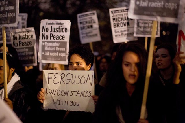 Londra'da Ferguson protestosu